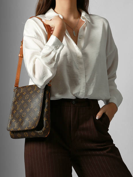 Sac Porté épaule D'occasion Musette Salsa Louis vuitton Marron second life 1553872 vue secondaire 1